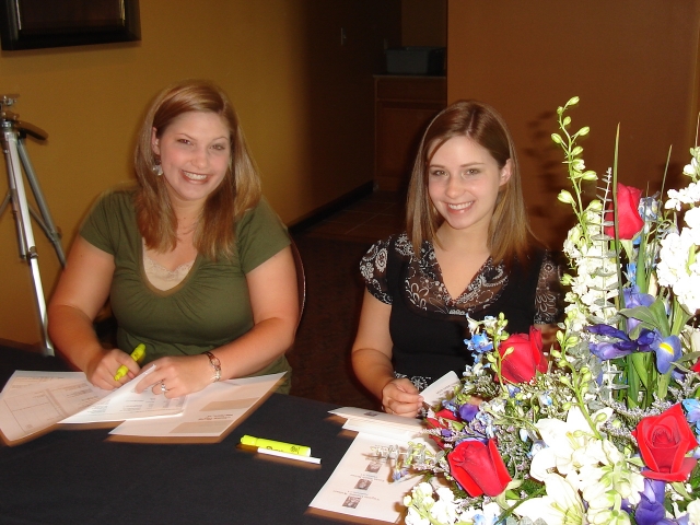 Dawn Aldridge Jordans daughters Jessica and Joanna help register grads at Canards.  Thanks girls!